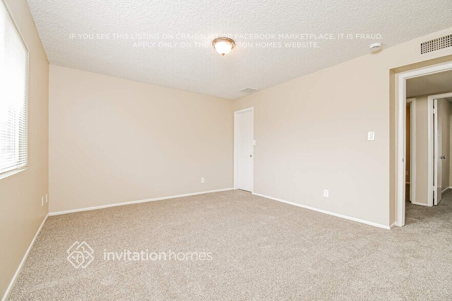 Building Photo - 2351 S Canton