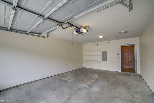 Building Photo - 1465 Lightner Pl