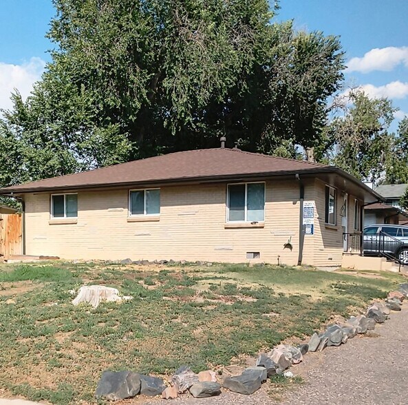 Primary Photo - 7436 Quitman St
