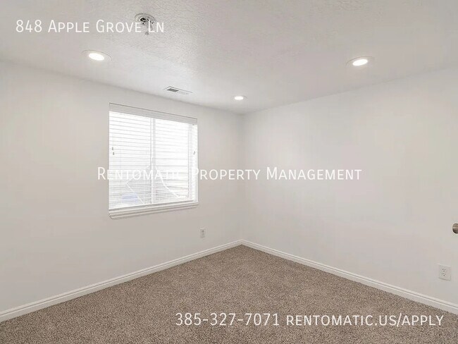 Building Photo - 848 Apple Grove Ln