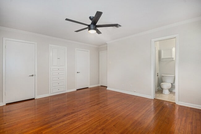 Building Photo - 12847 Memorial Dr
