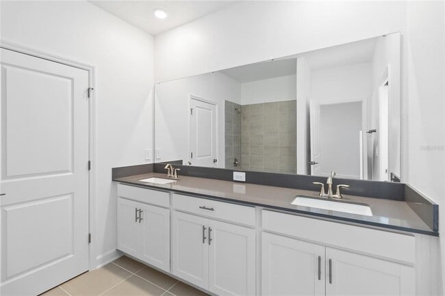 Building Photo - 3013 Howley Aly