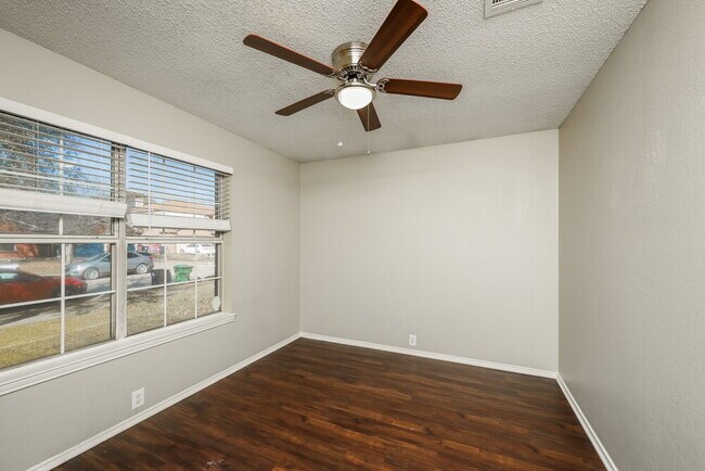 Building Photo - 3309 Teasbend Ct