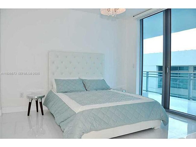 Building Photo - 3535 S Ocean Dr