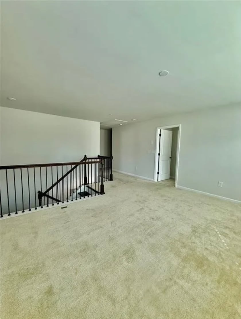 Building Photo - 212 Himalaya Way