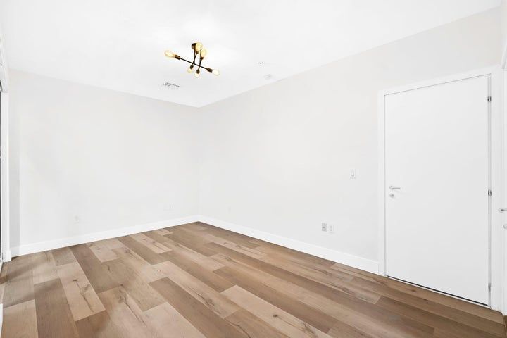 Building Photo - 775 NE 4th Ave