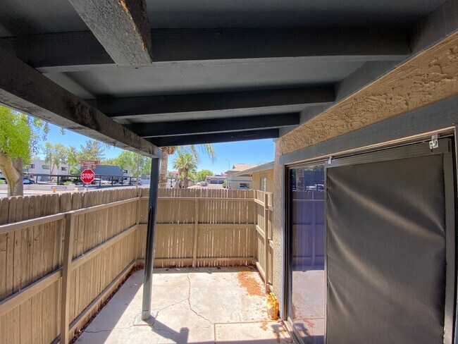 Building Photo - Affordable 2bd condo in Great Location