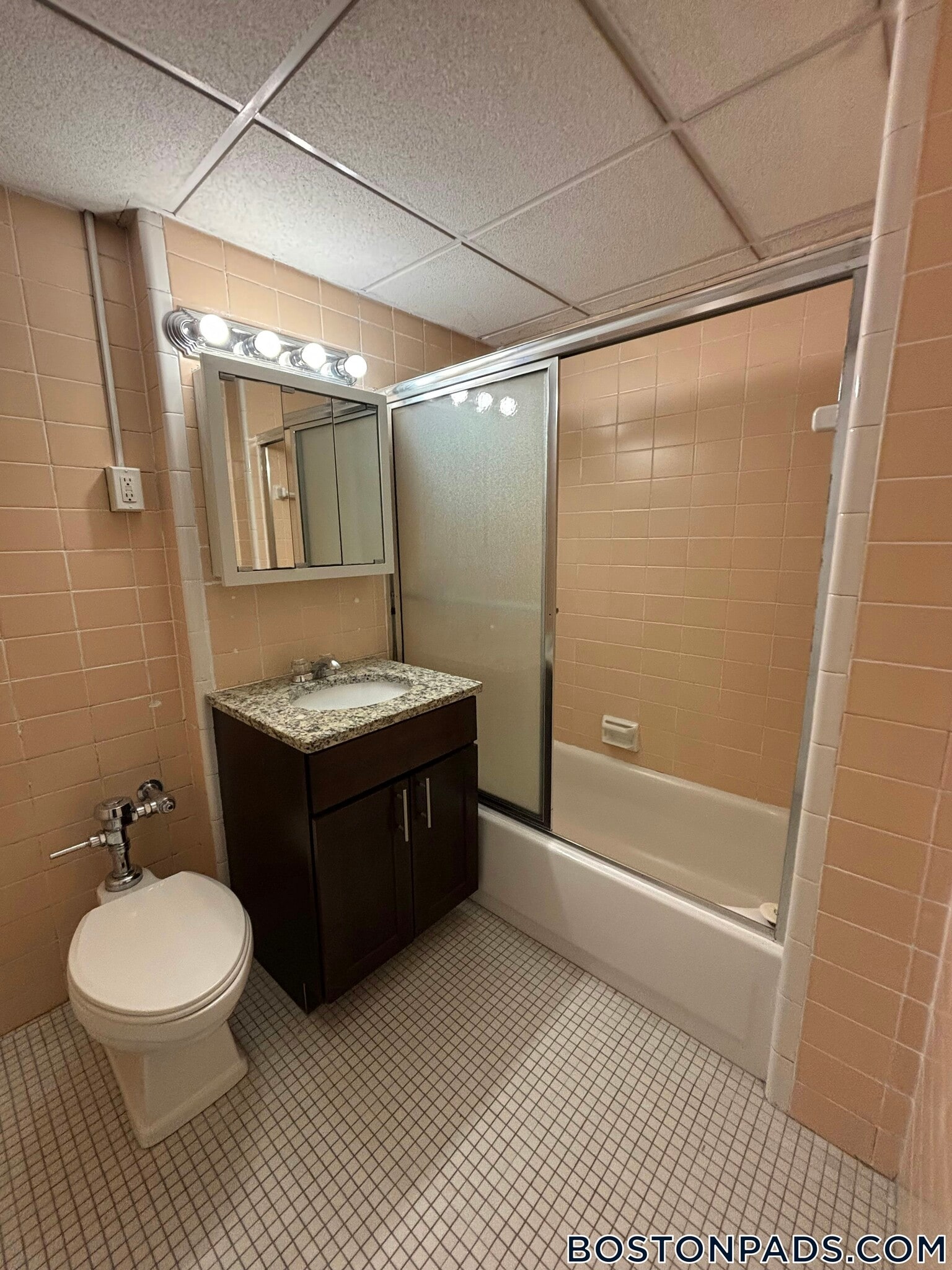 Building Photo - 62 Boylston St