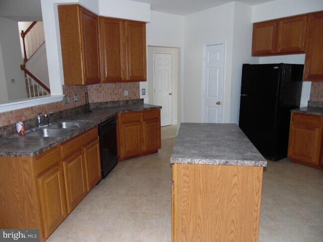 Building Photo - 10491 Carberry Ct