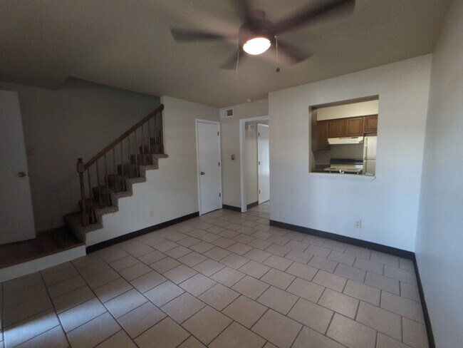 Building Photo - 2/1.5 Townhouse in Columbia