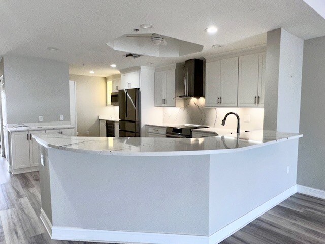 Building Photo - 480 Sail Ln