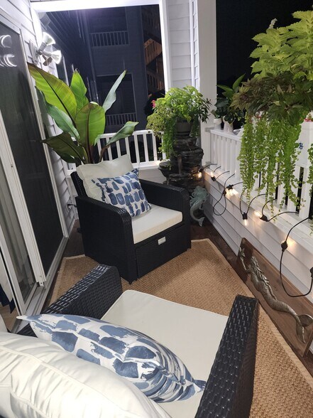 Building Photo - 224 Island Cove Ct