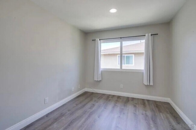 Building Photo - 12115 Wintergreen Dr