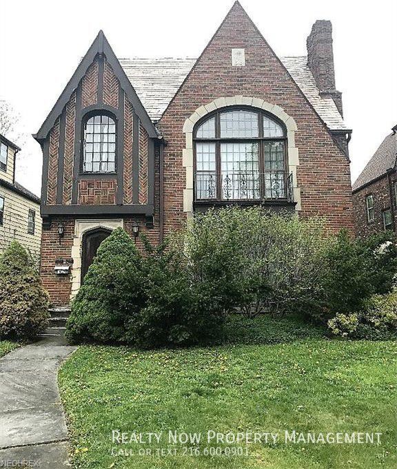 Primary Photo - 19627 Winslow Rd