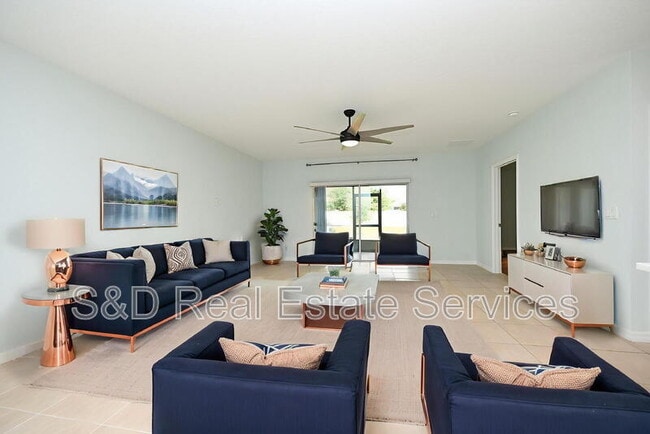 Building Photo - 2028 Rosewood Cir