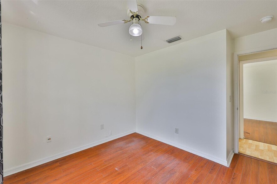 Building Photo - 1611 Bondurant Way