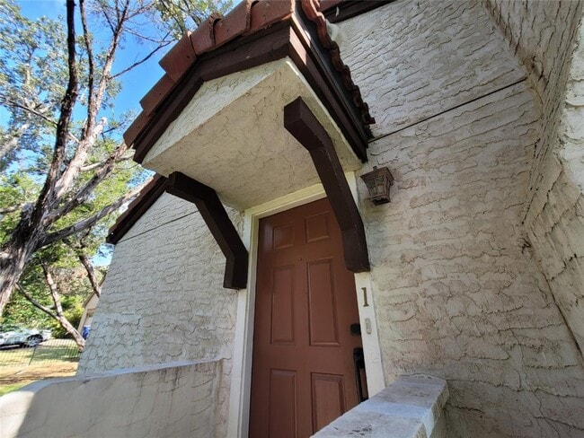 Building Photo - 4306 Bonnell Vista Cove