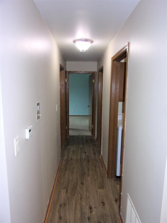 Building Photo - 1435 Pheasant Run Dr