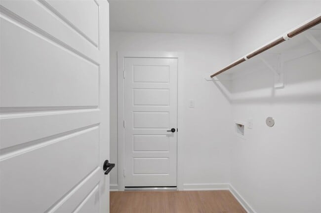Building Photo - 32506 Lantana Flds Rd
