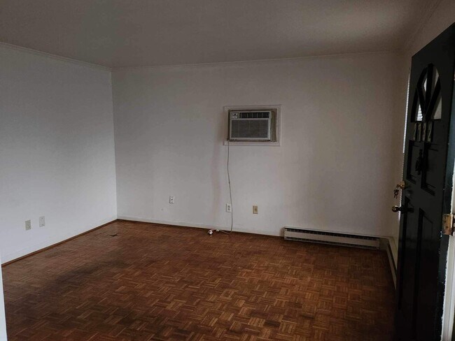 Building Photo - 2730 Forest Hill Ave NW