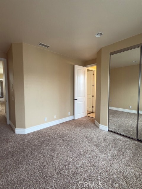 Building Photo - 211 Chicago