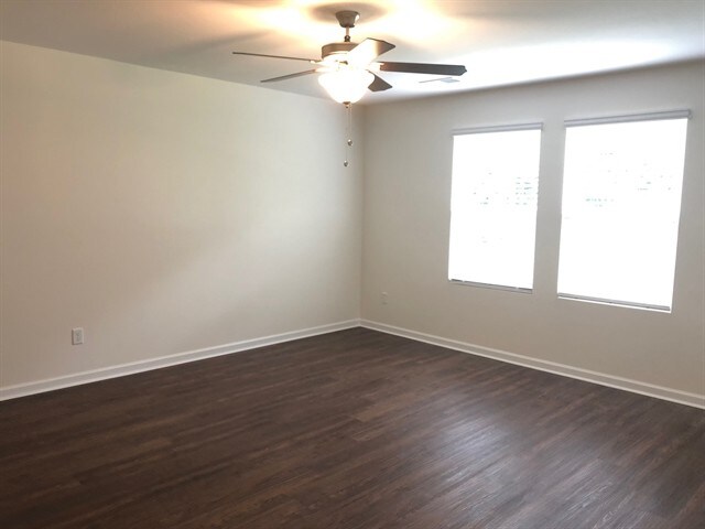 Building Photo - 212 Orion Way