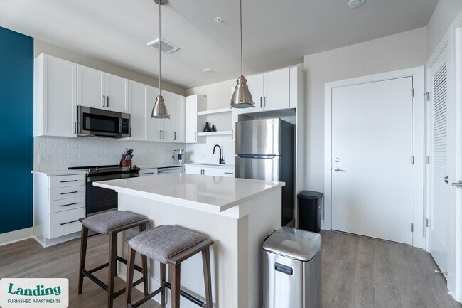 Building Photo - 300 E Broad St