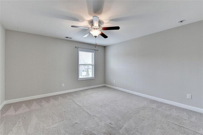 Building Photo - 5525 Nesmith Ct