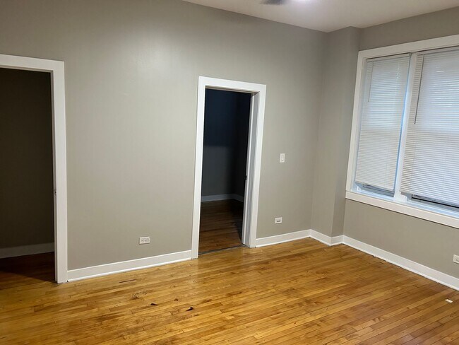Building Photo - 1500 48th Ct