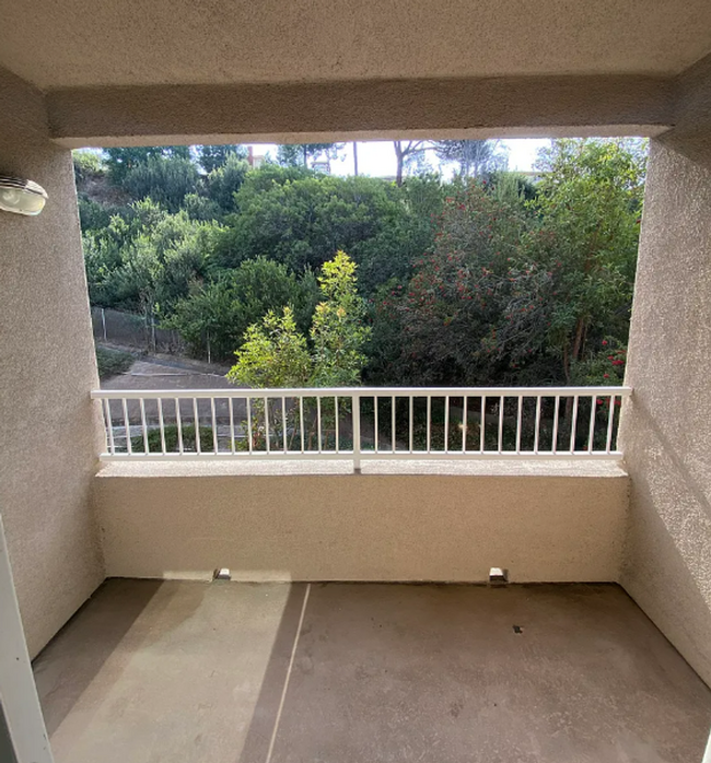 Building Photo - Mission Gorge Condo 2bed/2bath