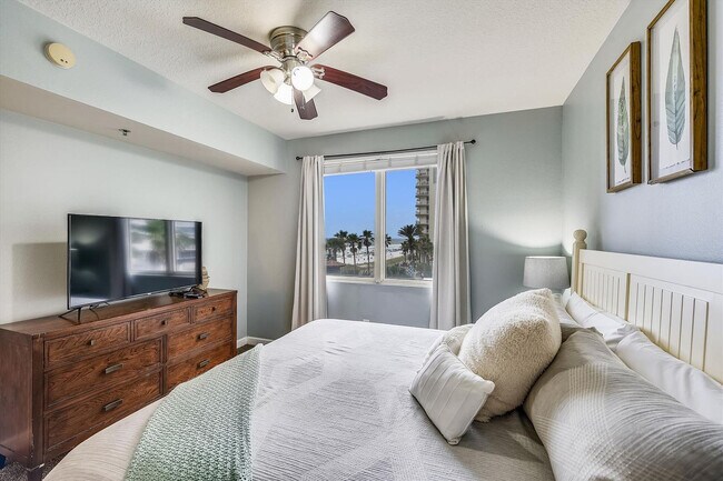 Building Photo - 104 Gulfside Ct