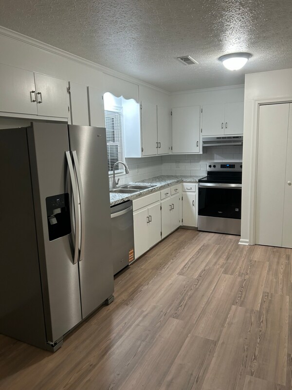 Building Photo - 5290 Waterlick Rd