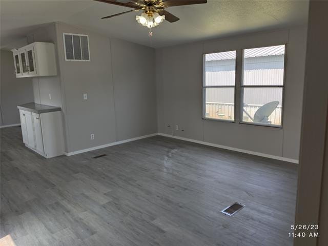 Building Photo - 307 Jones Cir
