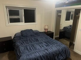 Building Photo - 107 Spring Creek Ct