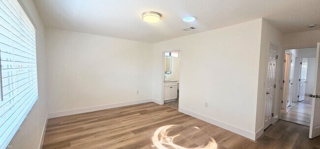 Building Photo - Single Story Senior Home - Newly Remodeled...