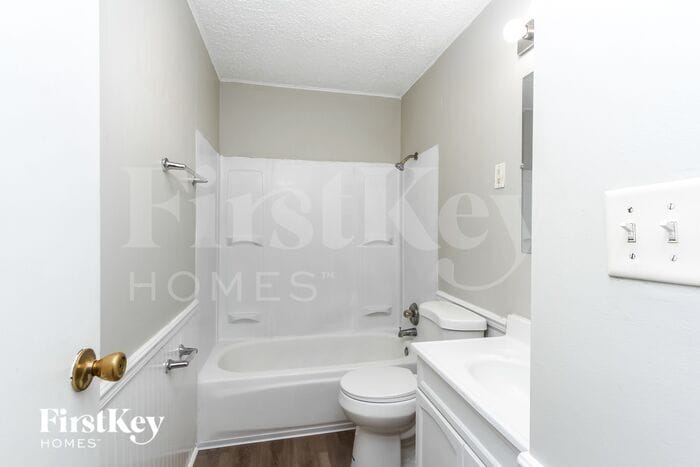 Building Photo - 119 Totten Dr