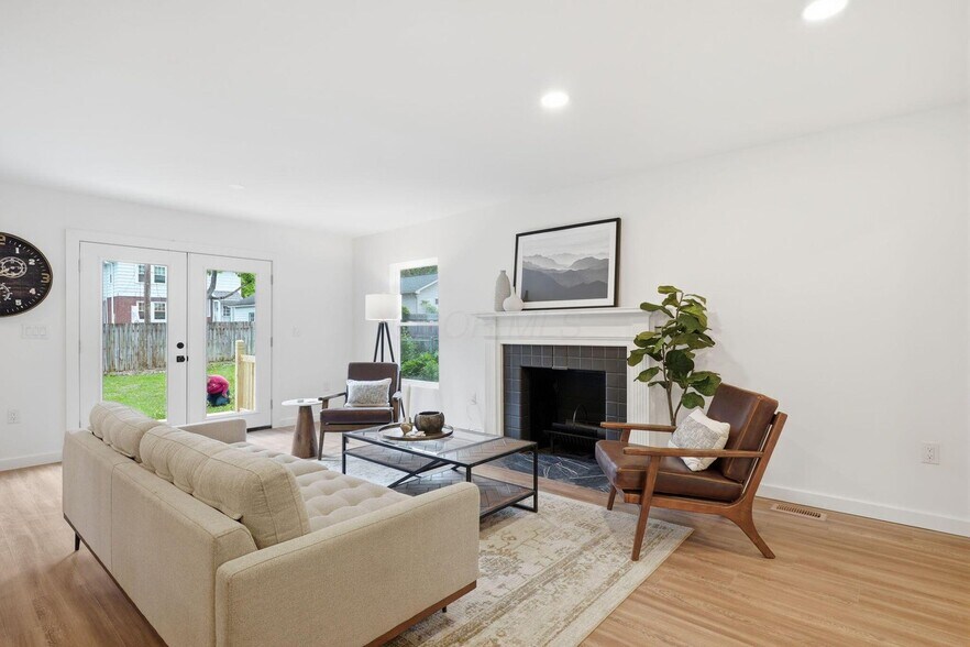 Building Photo - 322 Arden Rd