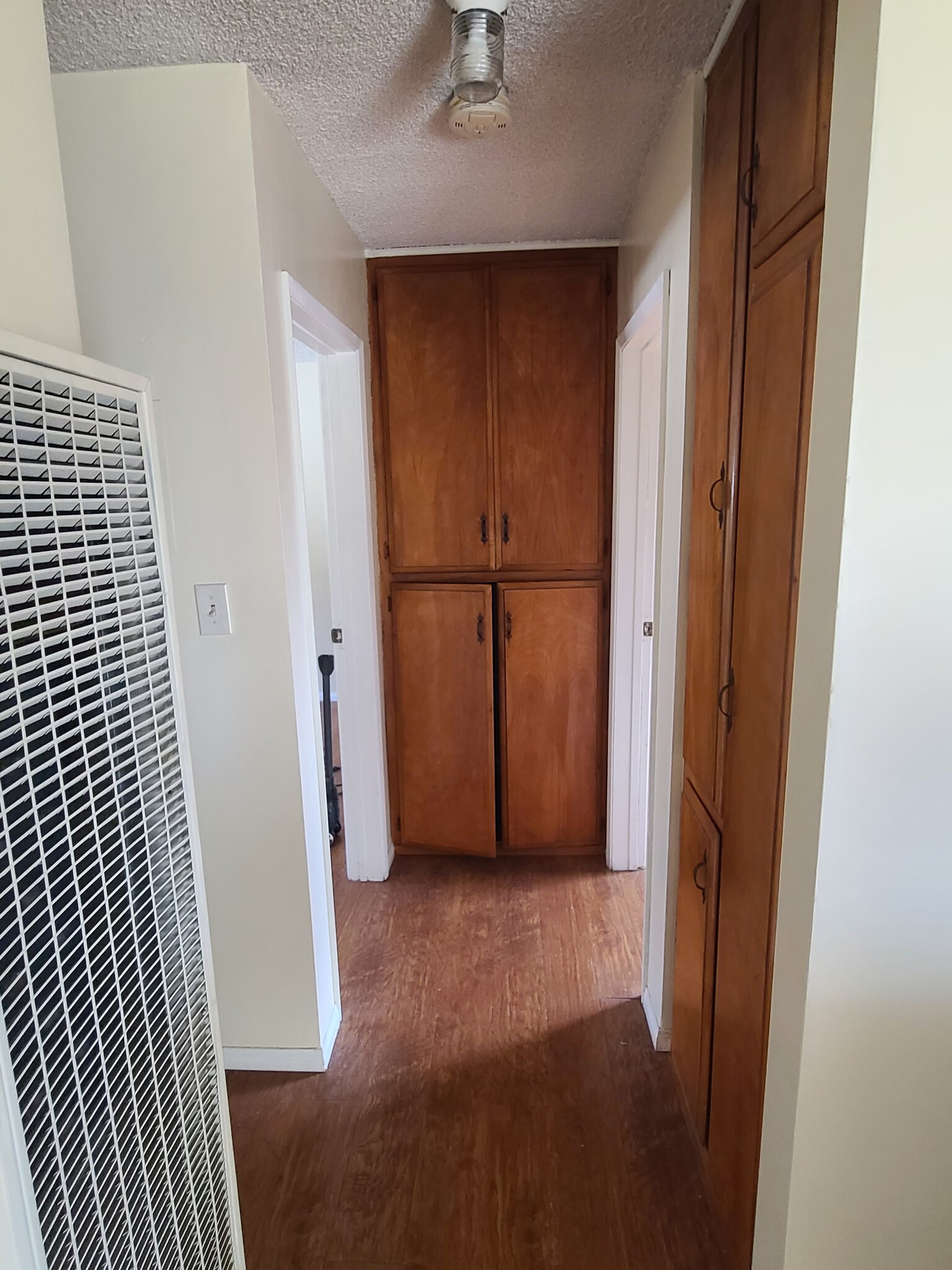 Building Photo - 1910 Vassar St