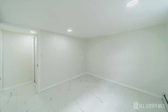 Building Photo - 54 Bergen St