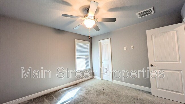 Building Photo - 6260 Saufley Pines Rd