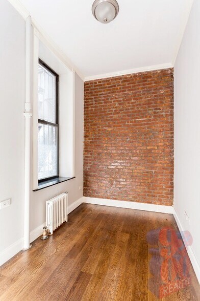 Building Photo - 60 Avenue B