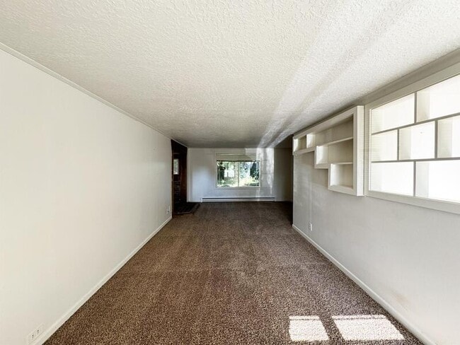 Building Photo - 2963 Alder St