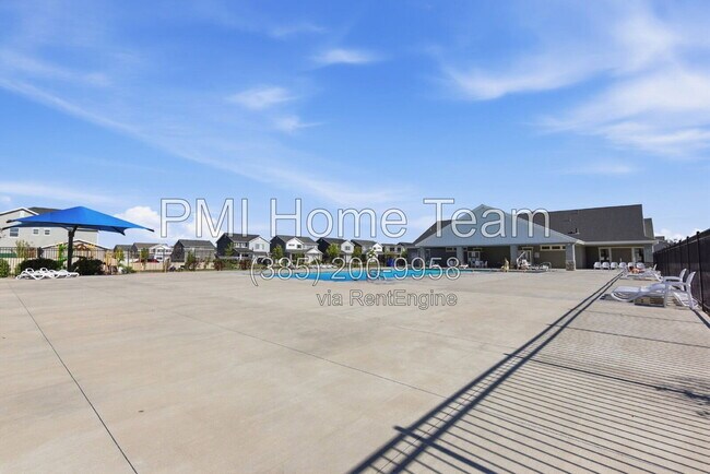 Building Photo - 1812 W Parkview Dr