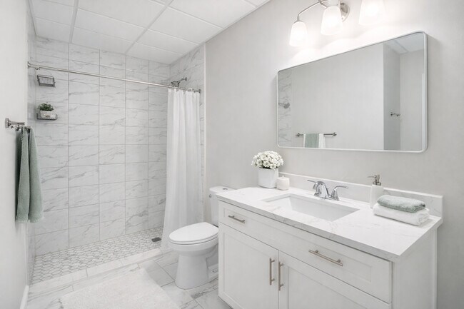 Building Photo - 271 Country Commons Rd