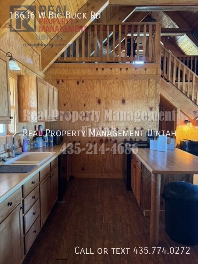 Building Photo - 18636 Big Buck W