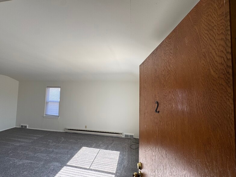 Primary Photo - 1718 Goff Ave