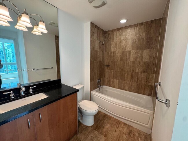 Building Photo - 300 S Biscayne Blvd