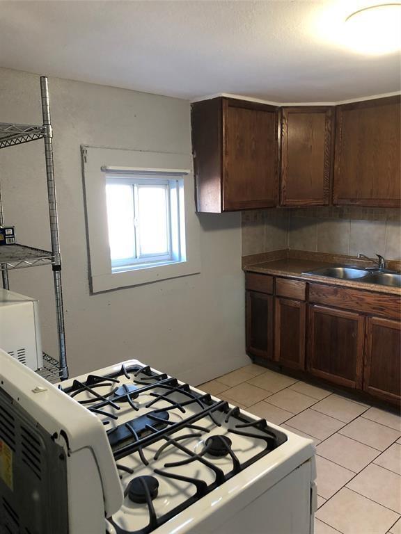 Building Photo - 712 40th St