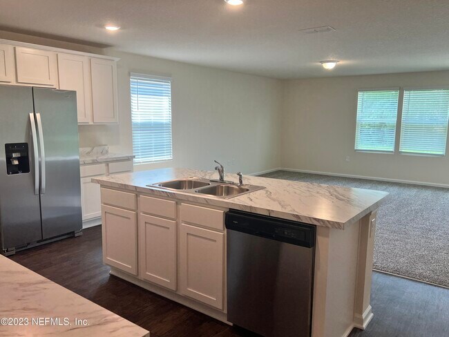 Building Photo - 3106 Lawton Pl