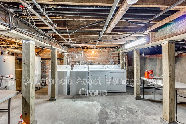 Building Photo - 429 NW 11th St